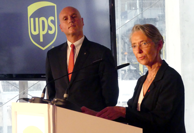 Grand Paris Sud : Le 26 juin 2018, Elisabeth Borne a inauguré la plate-forme logistique d'UPS aux côtés de Nando Cesarone.