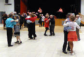 Saint-Germain-lès-Corbeil : Une petite affluence pour le thé dansant des Amis du Bal Musette organisé le 7 avril 2019.